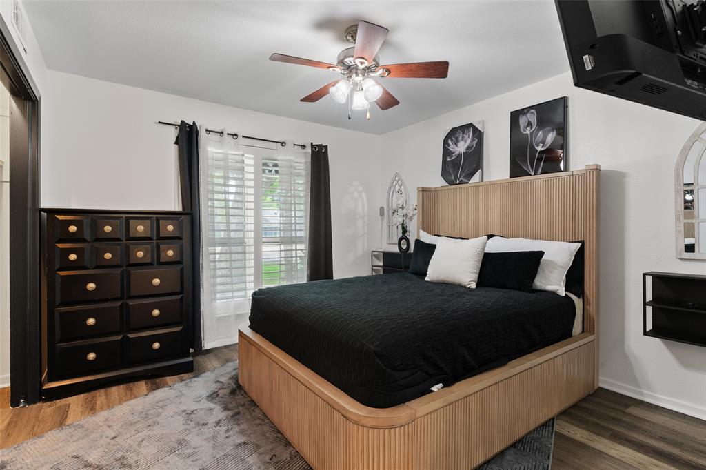 5100 Murphy Road Sachse, TX 75048 - Photo 16 of 40 Bedroom 3