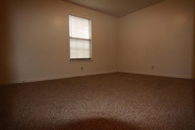 $795 | 723 Peachers Mill Road, Clarksville, TN 37042