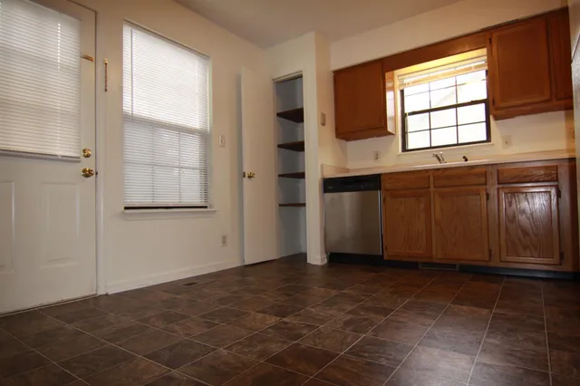 $795 | 723 Peachers Mill Road, Clarksville, TN 37042