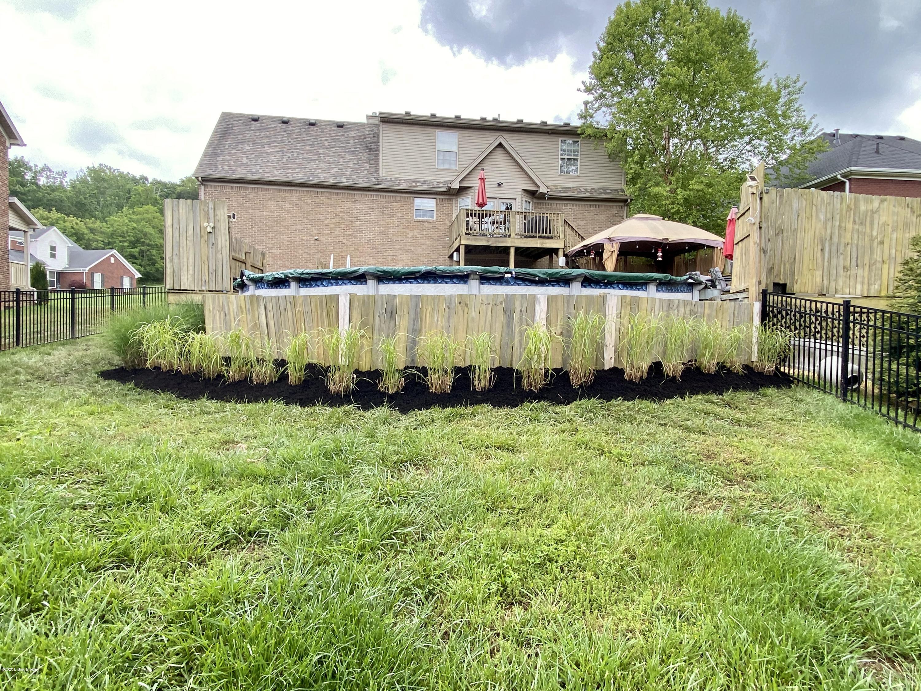 7417 Ridan Way Louisville, KY 40214 - Photo 40 of 42 IMG_2286