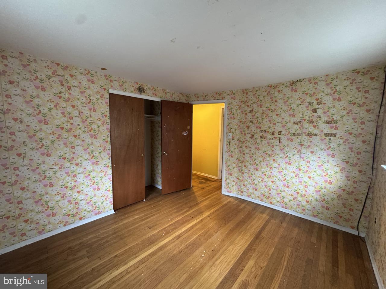 262 Centennial Road Warminster, PA 18974 - Photo 31 of 37 3rd Bedroom