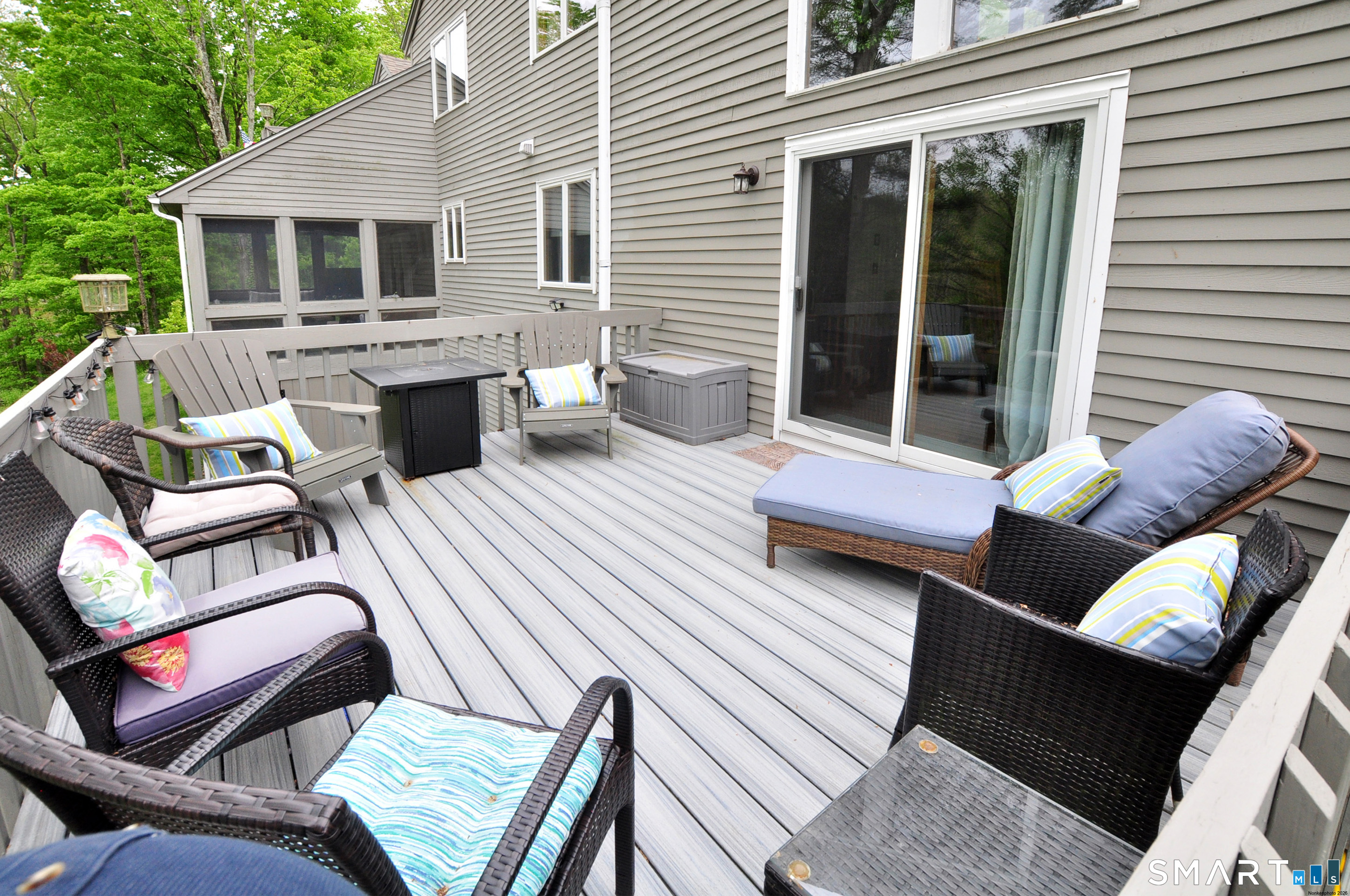 670 Quarry Road Suffield, CT 06093 - Photo 6 of 40