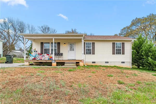 $225,000 | 405 Amazon Street, Thomasville, NC 27360