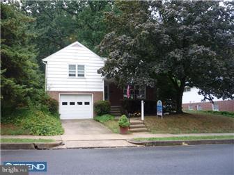 2039 Lorraine Road Reading, PA 19604 - Photo 2 of 12 Gallery Image 2