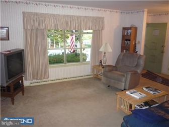 2039 Lorraine Road Reading, PA 19604 - Photo 5 of 12 Gallery Image 5