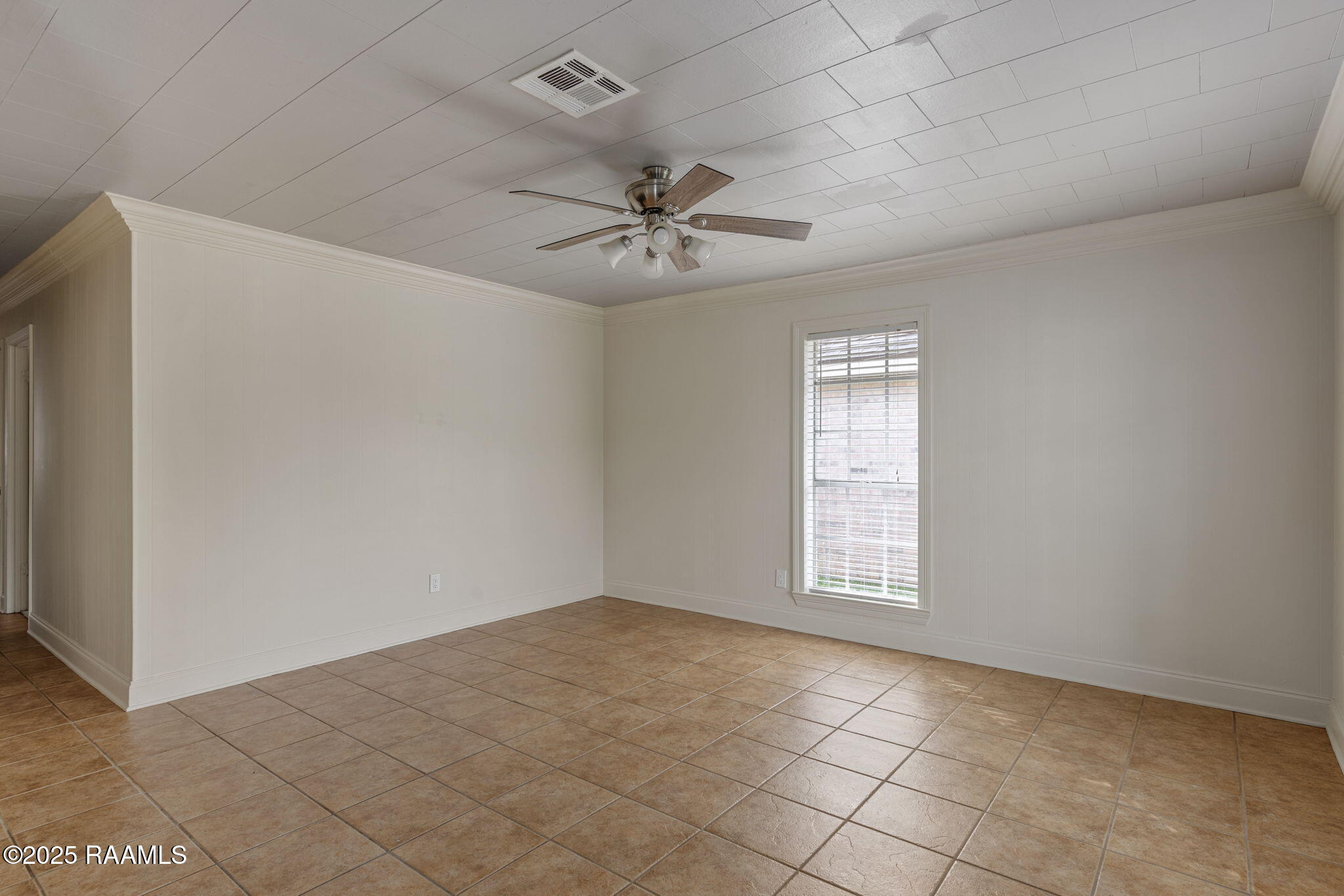 122 Steiner Road Lafayette, LA 70508 - Photo 3 of 23 3-web-or-mls-122 Steiner Rd-3