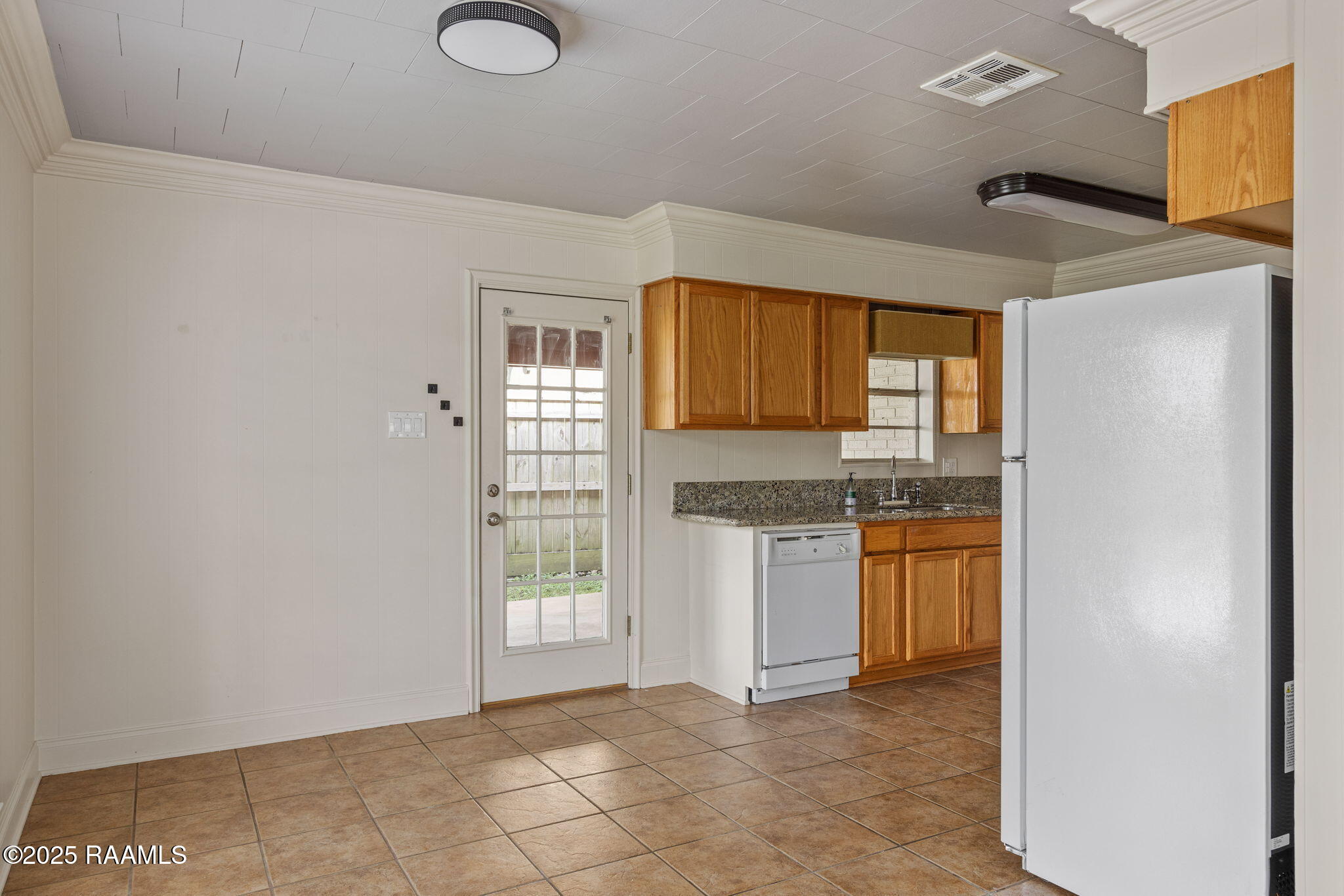 122 Steiner Road Lafayette, LA 70508 - Photo 4 of 23 4-web-or-mls-122 Steiner Rd-4