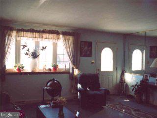 35 Cherry Road New Castle, DE 19720 - Photo 3 of 6 Gallery Image 3