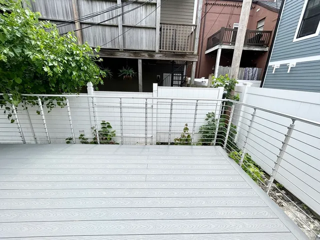 $9,000 | 2 West 3rd St Place, Unit REAR, Boston, MA 02127