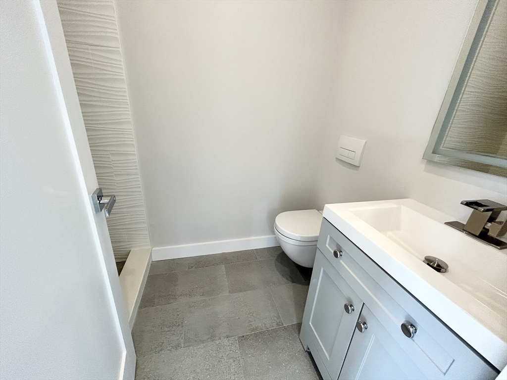 2 West 3rd St Place, Unit REAR Boston, MA 02127 - Photo 10 of 12