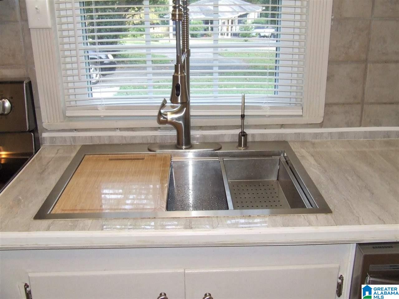 2136 Kent Way Birmingham, AL 35226 - Photo 6 of 11