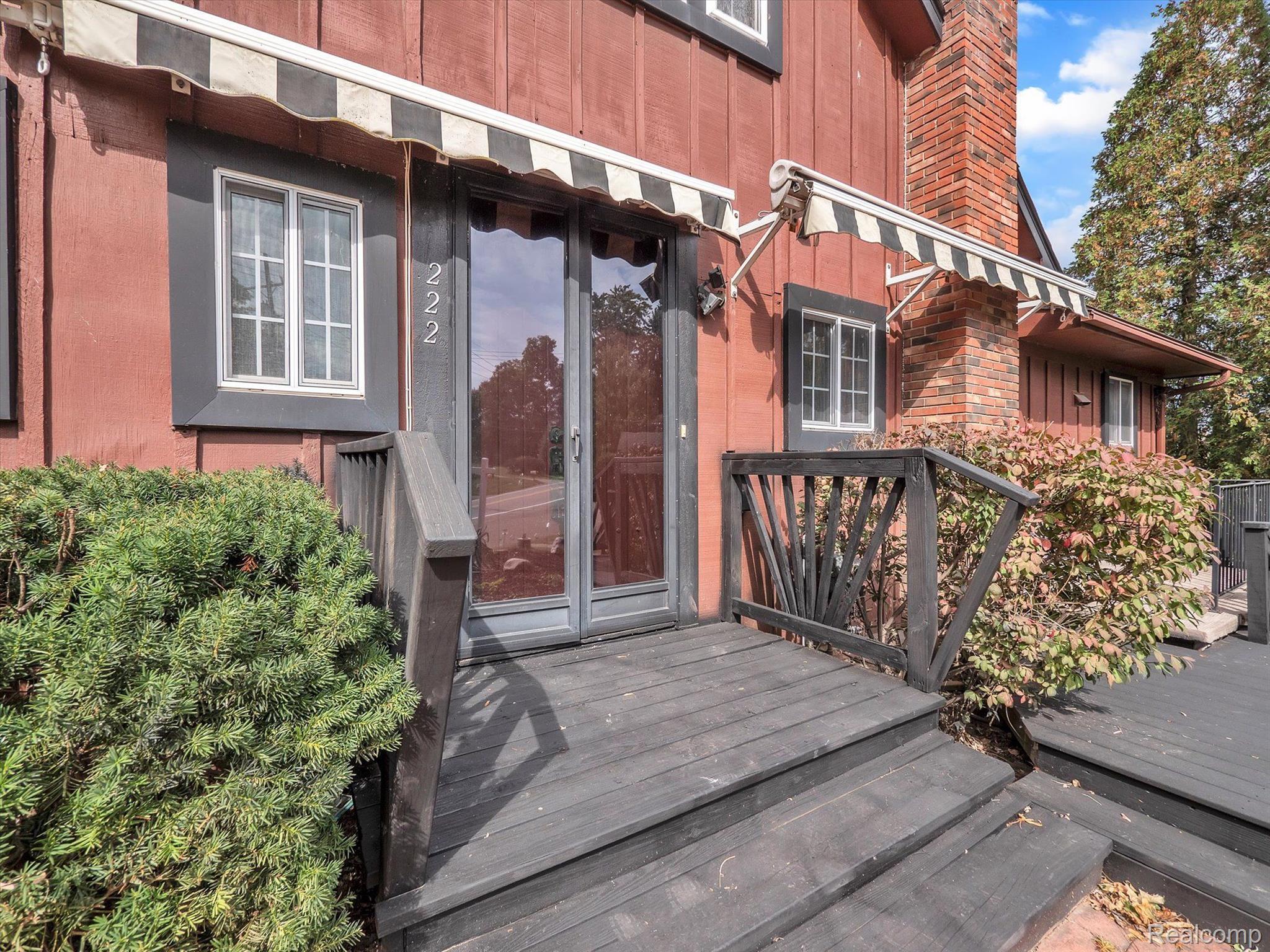 222 Heights Road Lake Orion, MI 48362 - Photo 11 of 69 Gallery Image 11