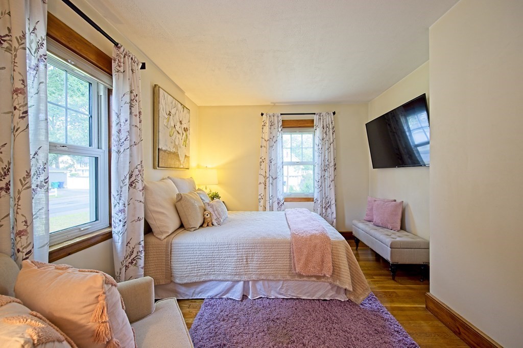 7 Bridle Road Billerica, MA 01821 - Photo 11 of 26 Gallery Image 11