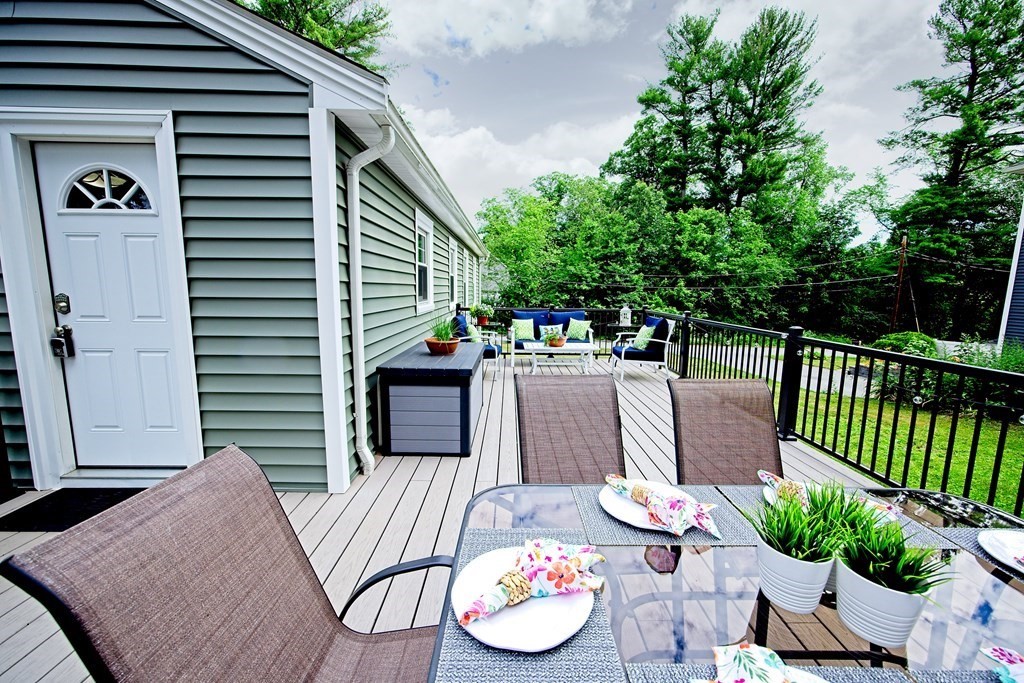 7 Bridle Road Billerica, MA 01821 - Photo 13 of 26 Gallery Image 13