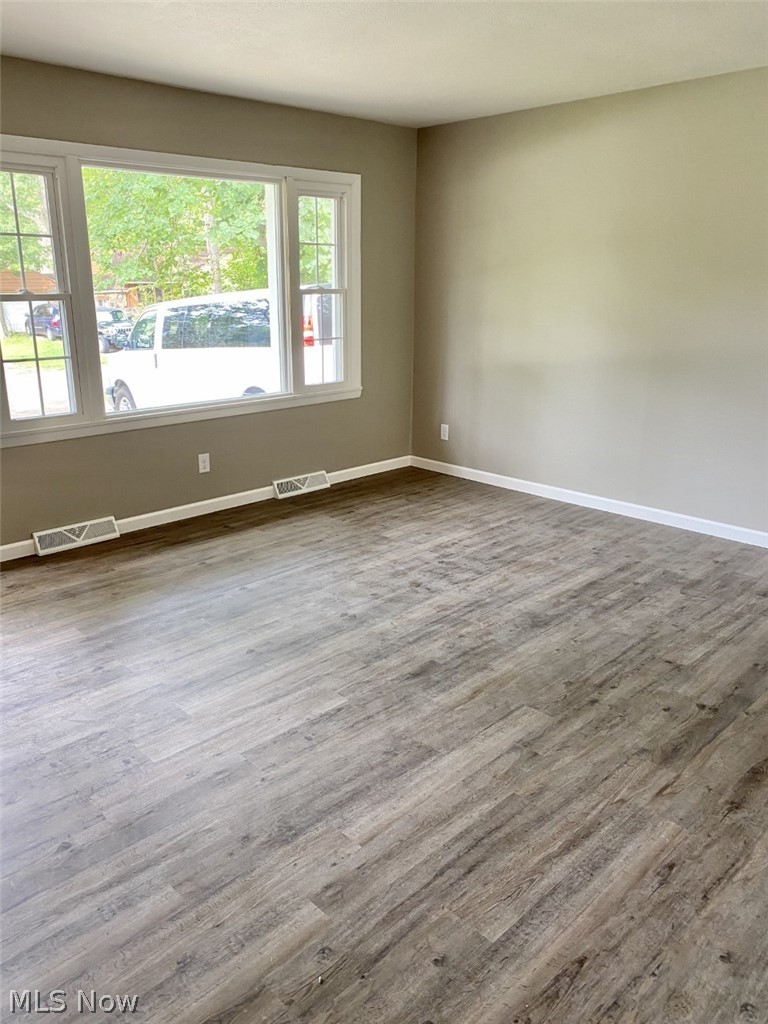 2074 Conwill Road Stow, OH 44224 - Photo 5 of 12