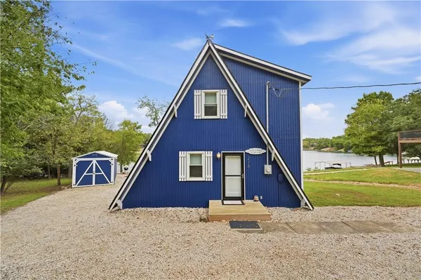 $625,000 | 278 Linn Valley Boulevard, Linn Valley, KS 66040