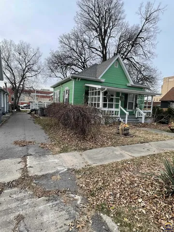 $125,000 | 415 Market Street, Emporia, KS 66801