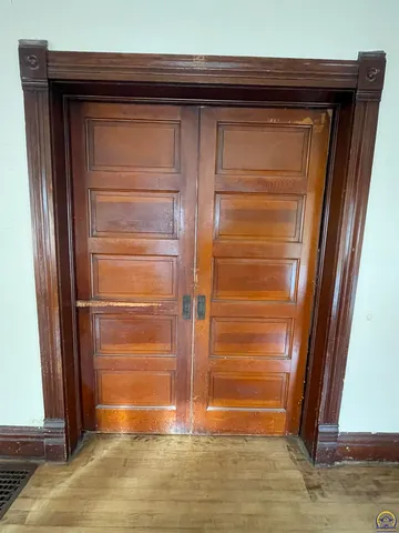 $125,000 | 415 Market Street, Emporia, KS 66801