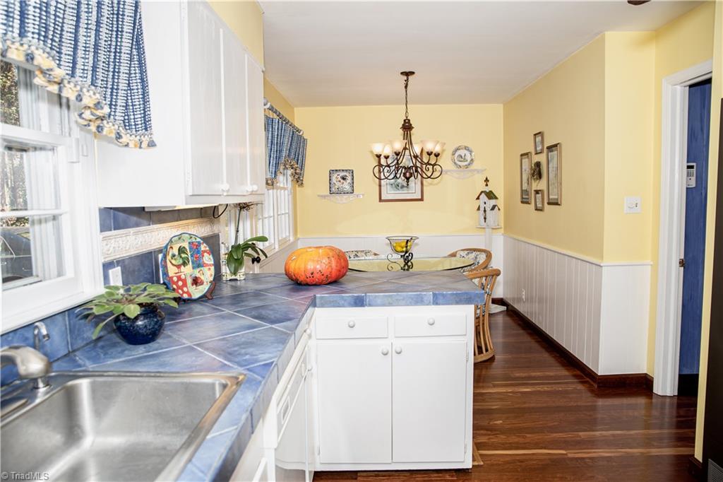 3608 Hobbs Road Greensboro, NC 27410 - Photo 11 of 24 Gallery Image 11