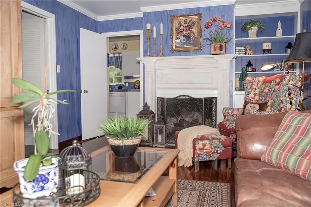 3608 Hobbs Road Greensboro, NC 27410 - Photo 9 of 24 Gallery Image 9