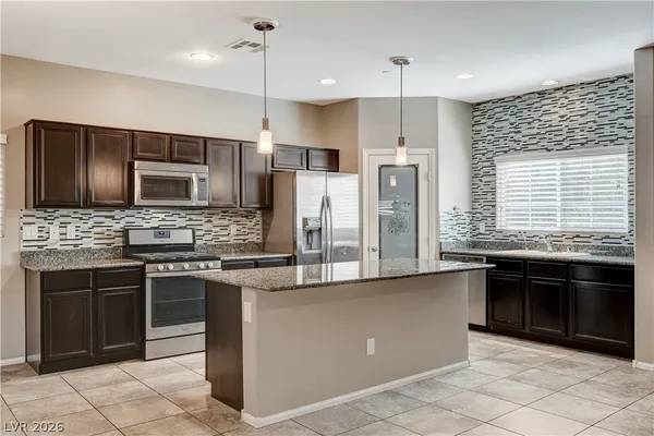 $2,450 | 3140 Nevelson Walk, Henderson, NV 89044