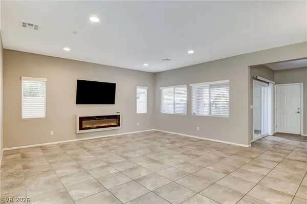 $2,450 | 3140 Nevelson Walk, Henderson, NV 89044