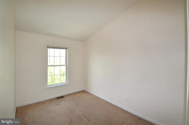 $2,750 | 42761 Hollingsworth Terrace, Chantilly, VA 20152