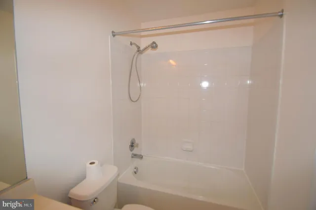 $2,750 | 42761 Hollingsworth Terrace, Chantilly, VA 20152