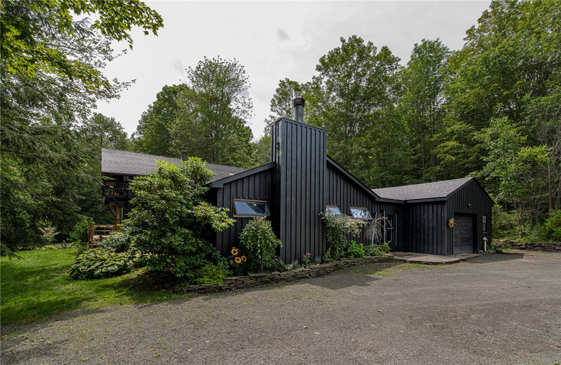 326 Howard Greene Road Denver, NY 12421 - Photo 5 of 34