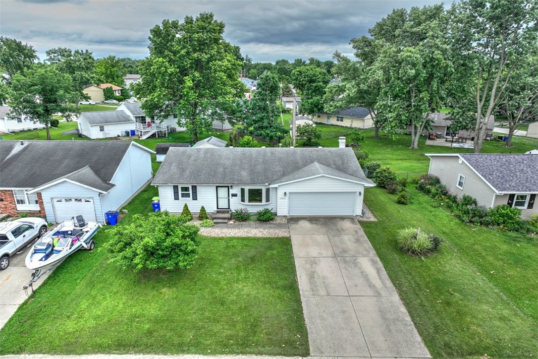 3585 East Fitzgerald Road Decatur, IL 62521 - Photo 2 of 29