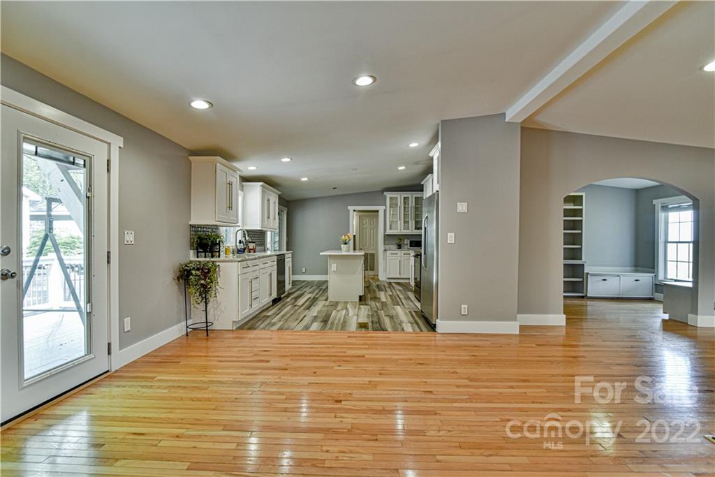 29 Jackson View Road Asheville, NC 28806 - Photo 11 of 31 Gallery Image 11