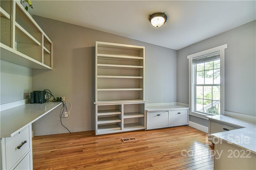 29 Jackson View Road Asheville, NC 28806 - Photo 12 of 31 Gallery Image 12