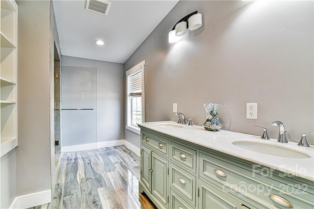 29 Jackson View Road Asheville, NC 28806 - Photo 17 of 31 Gallery Image 17