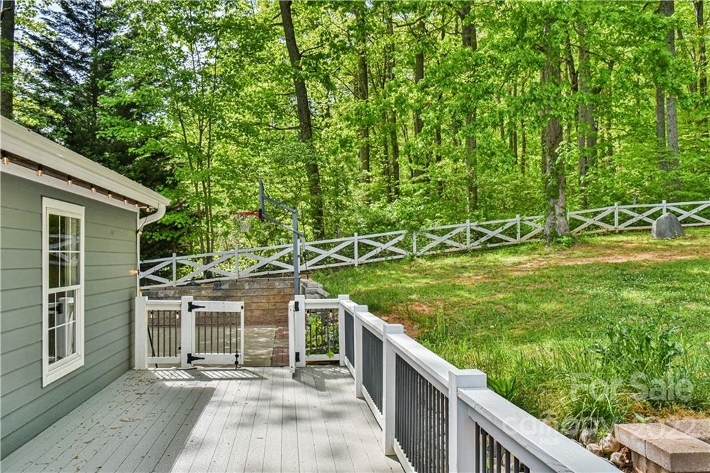 29 Jackson View Road Asheville, NC 28806 - Photo 28 of 31 Gallery Image 28