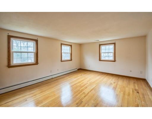 33 Wilmington Road Burlington, MA 01803 - Photo 14 of 24 Gallery Image 14