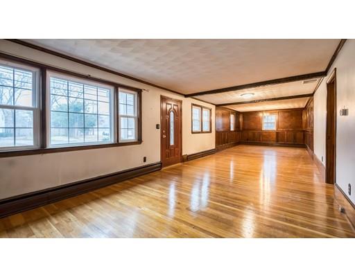 33 Wilmington Road Burlington, MA 01803 - Photo 8 of 24 Gallery Image 8