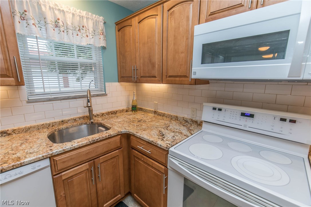 20163 Grannis Road, Unit 7 Cleveland, OH 44126 - Photo 12 of 34 Gallery Image 12