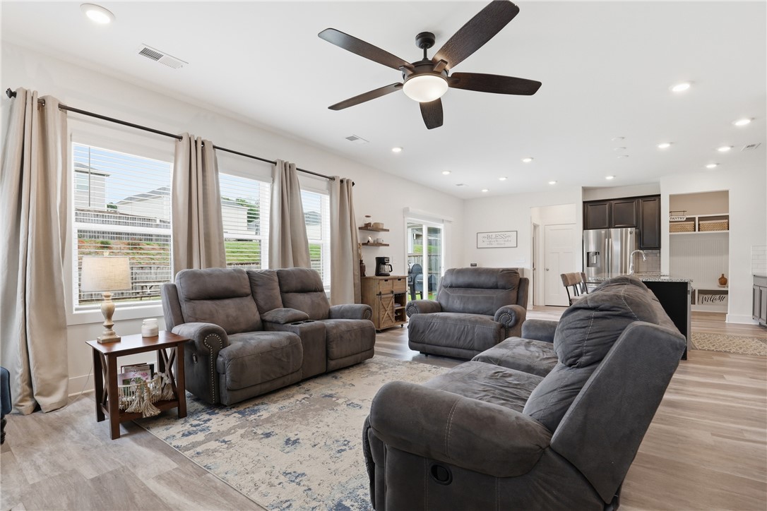 505 Water Gap Drive Pelzer, SC 29669 - Photo 4 of 31
