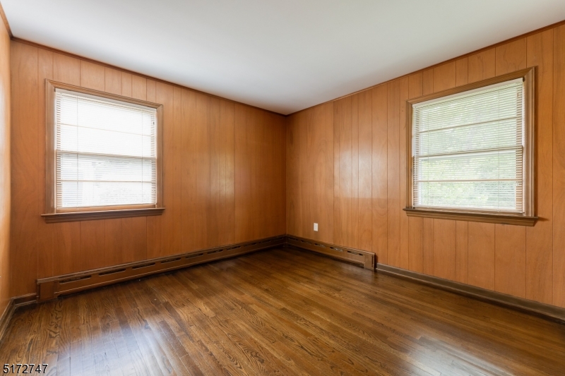 69 Cedar Grove Road Somerville, NJ 08876 - Photo 15 of 28