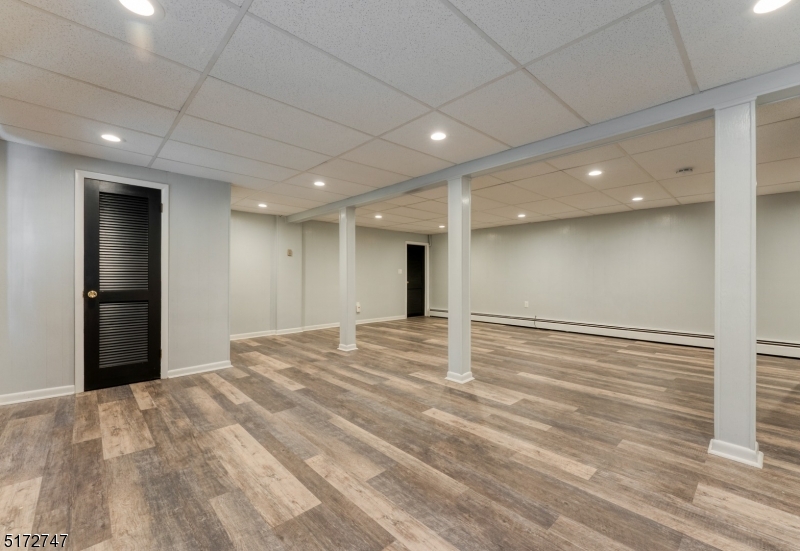 69 Cedar Grove Road Somerville, NJ 08876 - Photo 21 of 28