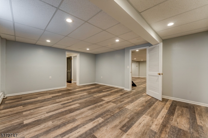 69 Cedar Grove Road Somerville, NJ 08876 - Photo 25 of 28