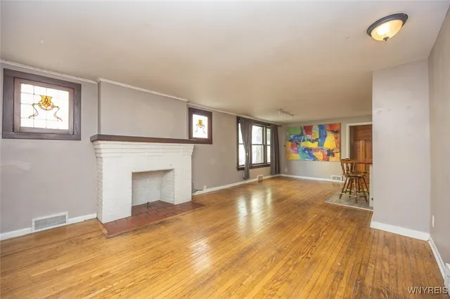 $1,500 | 567 Auburn Avenue, Buffalo, NY 14222