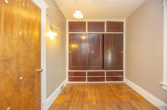 $1,500 | 567 Auburn Avenue, Buffalo, NY 14222