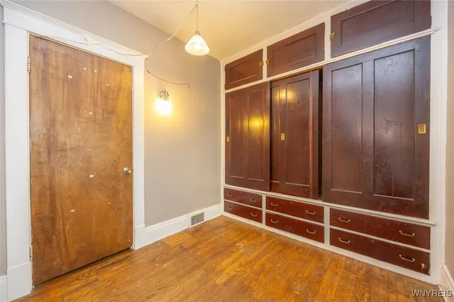 $1,500 | 567 Auburn Avenue, Buffalo, NY 14222