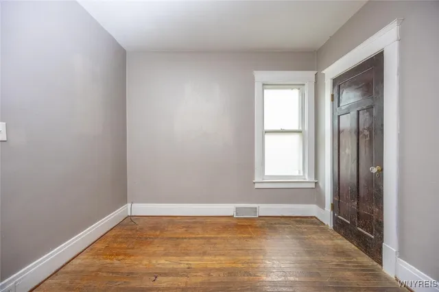 $1,500 | 567 Auburn Avenue, Buffalo, NY 14222