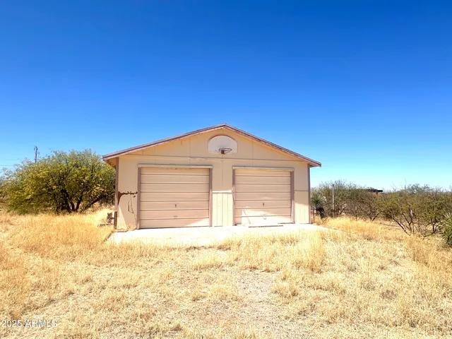 $200,000 | 3313 West Thunderbird Trail, Benson, AZ 85602
