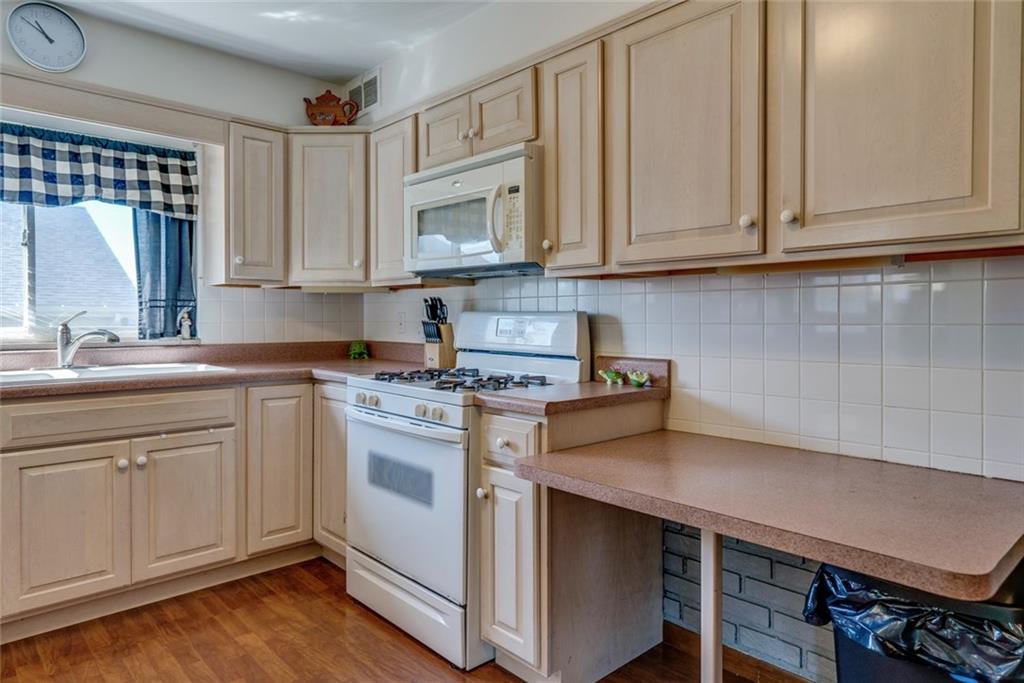 112 Rita Avenue Lower Burrell, PA 15068 - Photo 6 of 15 Gallery Image 6