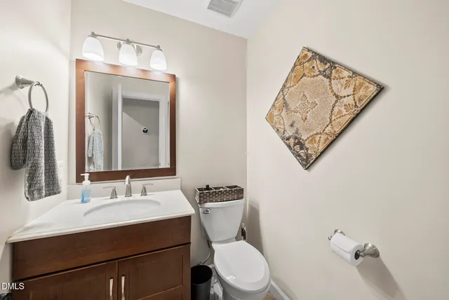 $550,000 | 116 East Laurenbrook Court, Cary, NC 27518