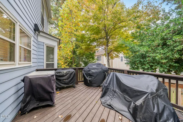 $550,000 | 116 East Laurenbrook Court, Cary, NC 27518