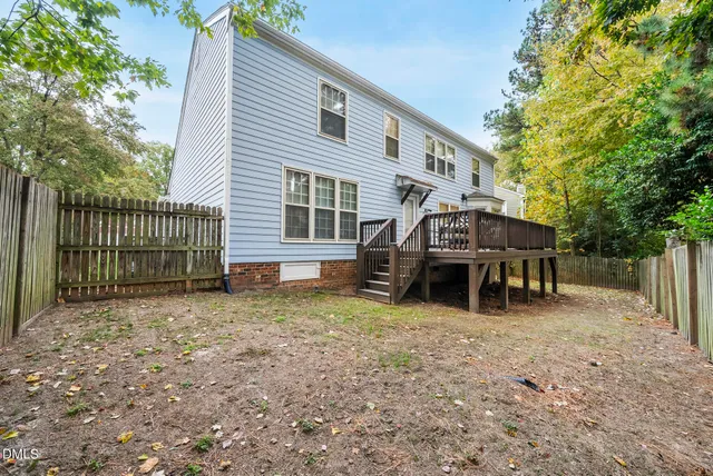 $550,000 | 116 East Laurenbrook Court, Cary, NC 27518